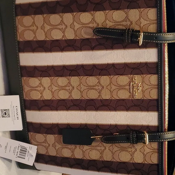 Coach handbag - Picture 3 of 9